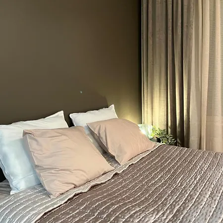 Διαμέρισμα Vip - Close To Airport And Tikkurila Train Station